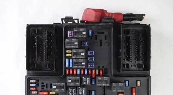 Fuse box set