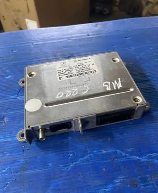 Mercedes-Benz C W203 Bluetooth control unit module A2118700026 00E00C50FDC1 DM20057348