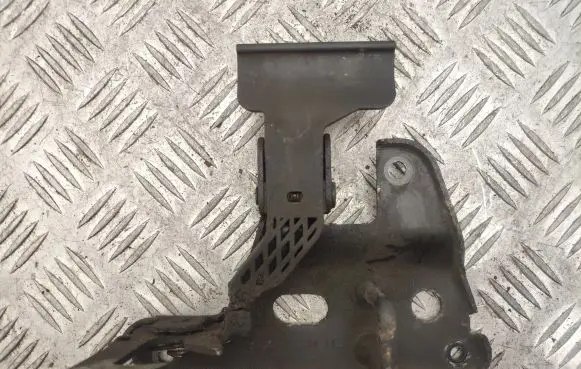 Audi A6 S6 C6 4F Engine bonnet/hood lock/latch loop/hook 4F0823480A