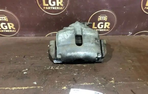 Skoda Octavia Mk2 (1Z) Front brake caliper