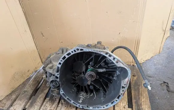 Renault Master III Manual 6 speed gearbox 320109931R PF6042