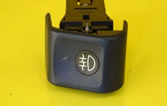 Fog light switch