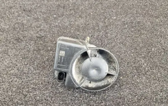 Tesla Model S Alarm system siren 101586000A