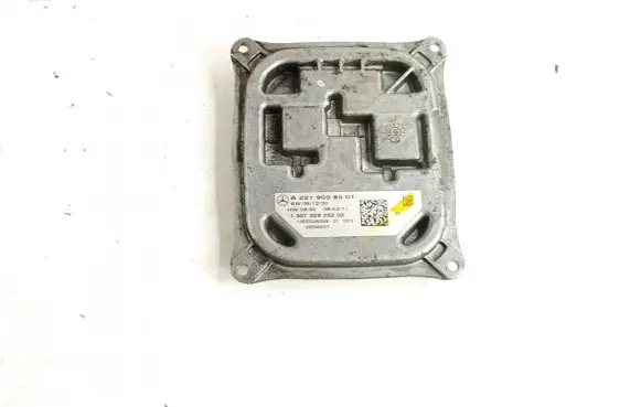 Mercedes-Benz S W221 Xenon control unit/module 2219008001 2219000404