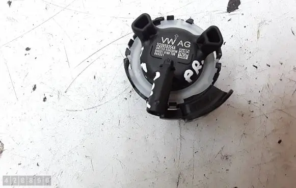 Volkswagen PASSAT B8 Fuel cut-off switch 