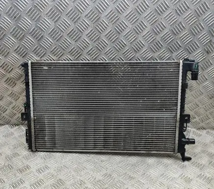 Renault Arkana Coolant radiator 214105837R
