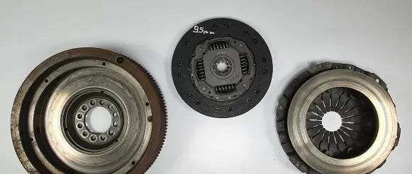 Mercedes-Benz COMPAKT W115 Clutch set kit R1150320601