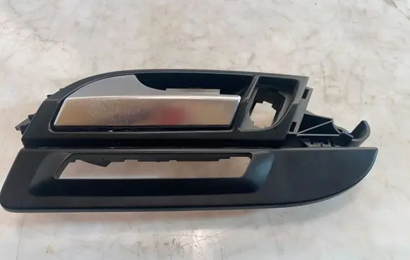 Audi Q7 4L Front door interior handle 4L0959527A 4L0837019