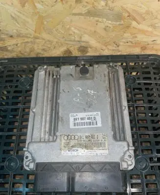 Audi A5 8T 8F Engine control unit/module 8K1907401D 5K0907401