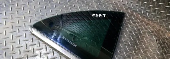Citroen C3 Rear side window 2011R
