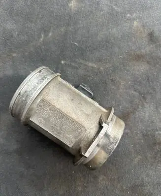 Audi A6 S6 C5 4B Mass air flow meter AFH7025C