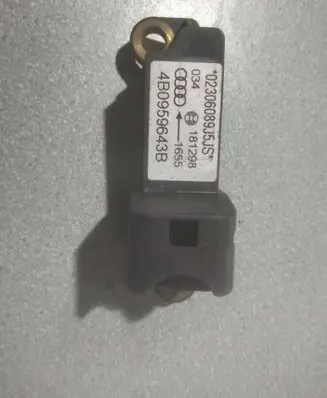Audi A4 S4 B5 8D Airbag deployment crash/impact sensor 4B0959643B 181298 02306089J5JS