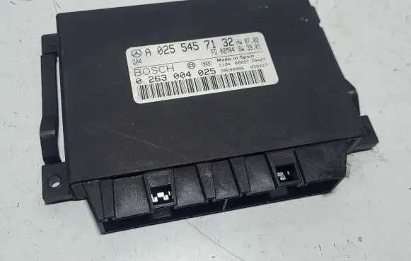 Mercedes-Benz E W211 Parking PDC control unit/module A0255457132 39E00066 0263004025