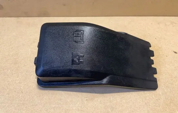Volvo V60 Fuse box cover 30659262