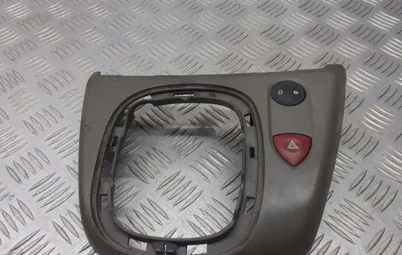 Renault Scenic II - Grand scenic II Gear shifter surround trim plastic 8200141005