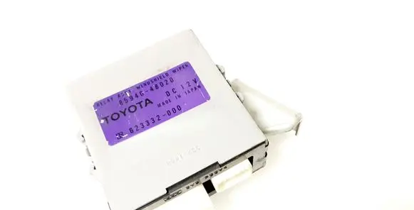 Lexus RX 330 - 350 - 400H Window wiper relay 8594048020