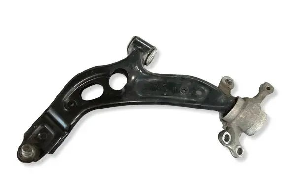 BMW 2 F46 Front lower control arm/wishbone 6871301