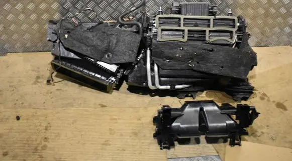 Porsche Panamera (971) Heater blower radiator