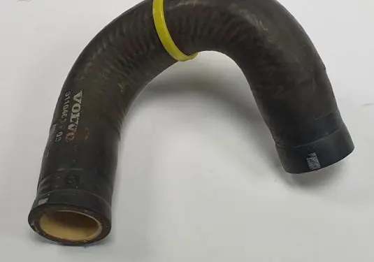 Volvo XC90 Engine coolant pipe/hose 31104689