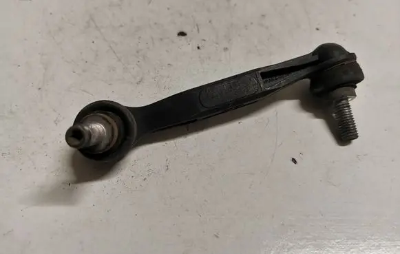 Rear anti-roll bar/stabilizer link