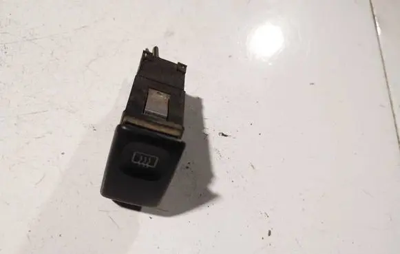 Volkswagen Golf II Windscreen/window heater switch 