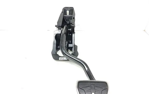 BMW X4 G02 Brake pedal 6874273 10807106