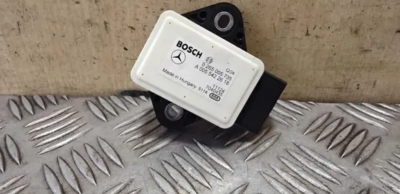 Mercedes-Benz E W212 ESP acceleration yaw rate sensor A0055422618 0265005735 1275100759