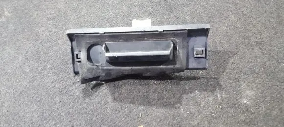 Peugeot 206 Tailgate/trunk/boot lock/catch/latch