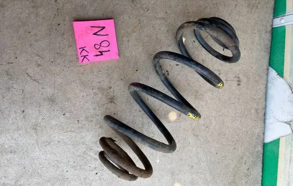 Opel Vectra C Front coil spring