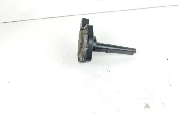 BMW 1 E81 E87 Oil level sensor 7508003