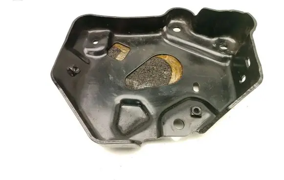 Nissan Navara D23 Fuel pump bracket 166347195R