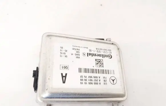 Mercedes-Benz A W176 Front bumper camera A0009001810