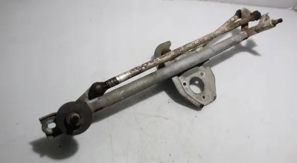 Opel Corsa C Front wiper linkage 