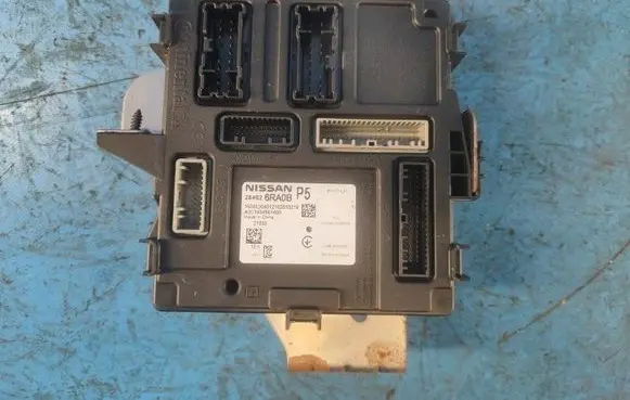 Nissan X-Trail T33 Comfort/convenience module 284B26RA0B