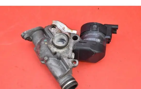 BMW 7 F01 F02 F03 F04 EGR valve 7563241