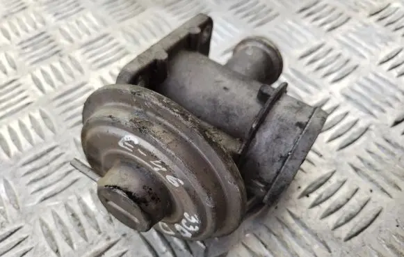 BMW 3 E46 EGR valve