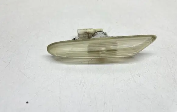 BMW 3 E90 E91 Front fender indicator light 6932997 63136932997