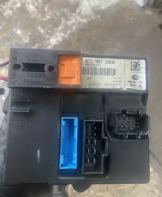 Audi A6 S6 C6 4F Comfort/convenience module 4F0907289E