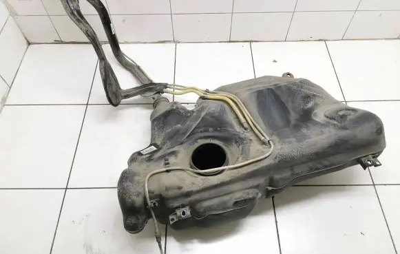 Volkswagen Cross Polo Fuel tank PQ240434120 6MN00572892 PQ25F10100288