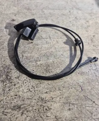Audi A3 S3 8L Engine bonnet/hood lock release cable 8l1823531A