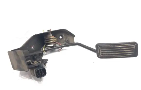 Toyota Avensis T250 Accelerator throttle pedal
