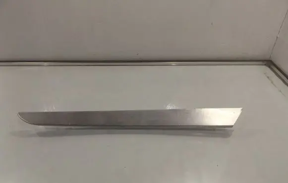 Audi A6 S6 C6 4F Front door trim (molding) 4F067409A