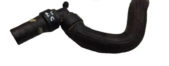 Engine coolant pipe/hose