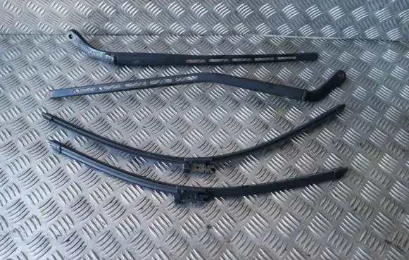 Citroen C4 I Front wiper blade arm 9656189480 9650104080 9650103880
