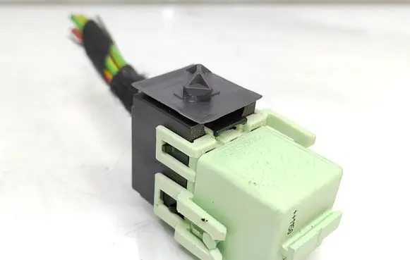 BMW X5 E70 Other relay 8373700 8373701 V23134K59X312