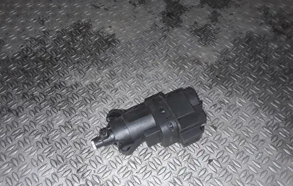 Brake pedal sensor switch