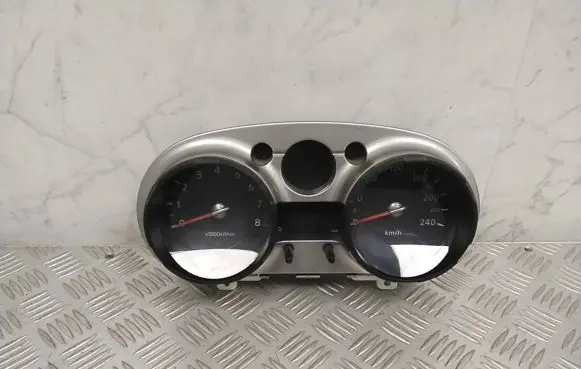 Nissan Qashqai Speedometer (instrument cluster) JD30B