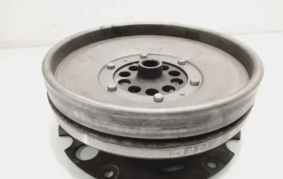 Audi A5 8T 8F Dual mass flywheel 0aw105317g
