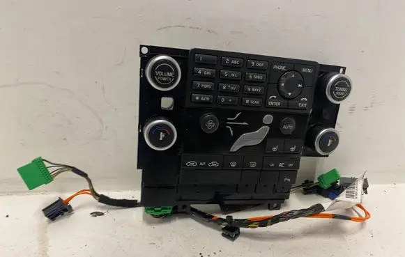 Volvo S80 Climate control unit 30782904 M3053100022 SN60190713