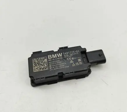 BMW XM Keyless system antenna 5A81725 A3C10274508